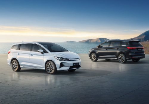 byd m6 - byd pontianak (1)
